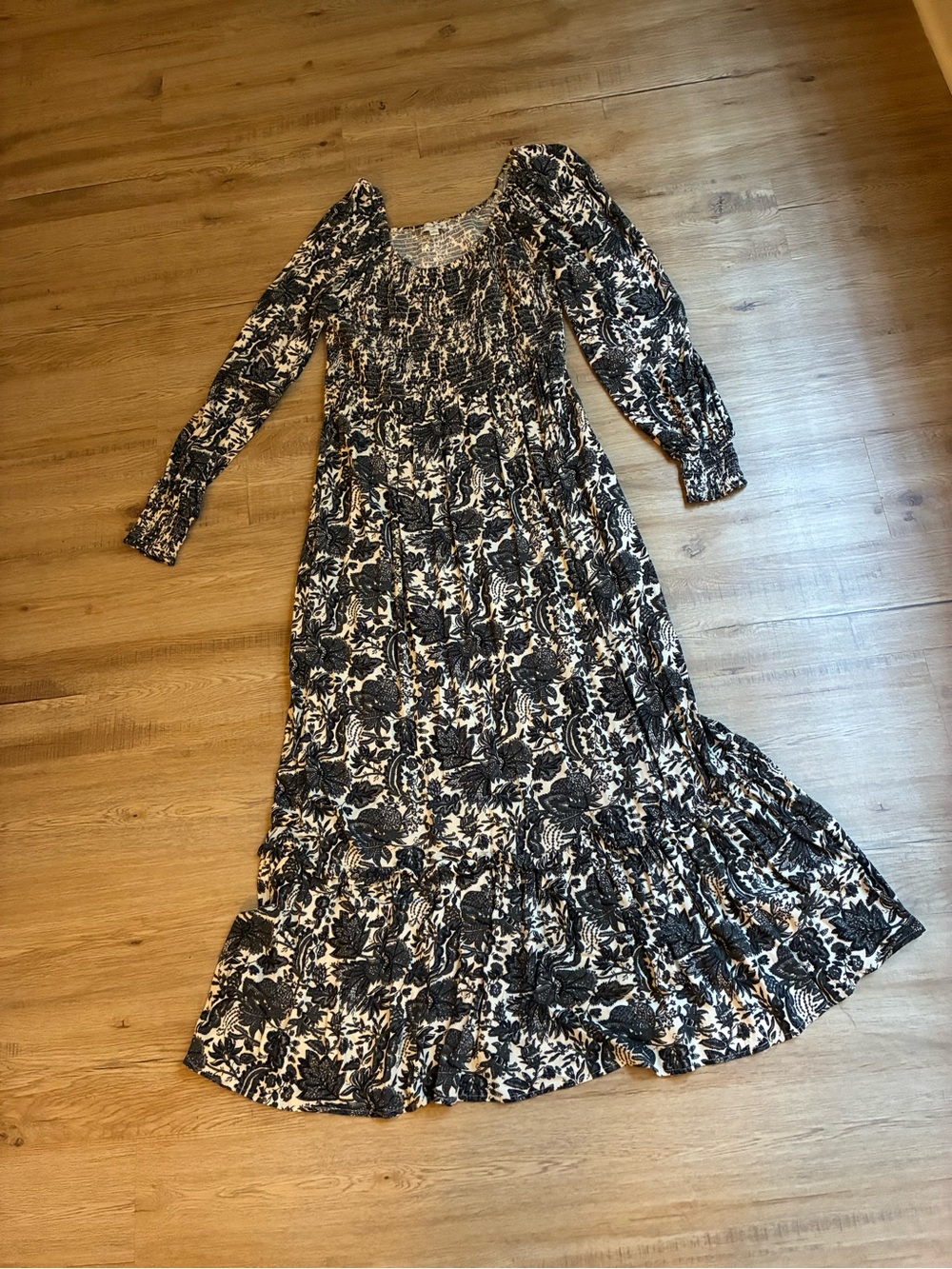 Wonderly Black & White Floral Maxi Dress